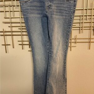 ✨ For Sale: Vanilla Star Light Blue Skinny Jeans with Rhinestone Trim ✨